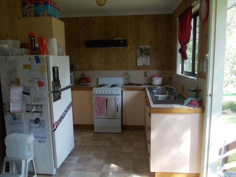 45 Caroline Street, Riverview QLD 4303