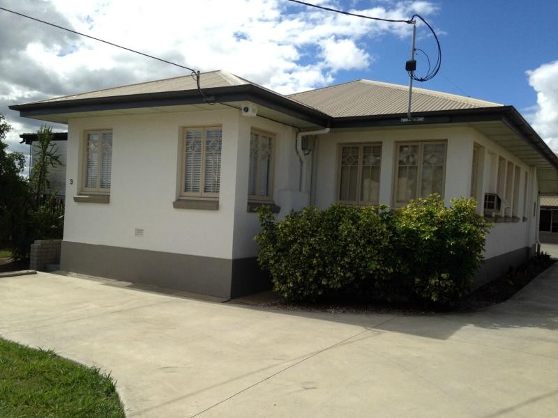 Booval QLD 4304