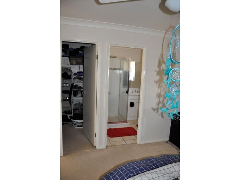 60 Anna Drive, Raceview QLD 4305