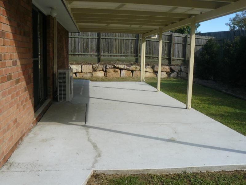 60 Anna Drive, Raceview QLD 4305