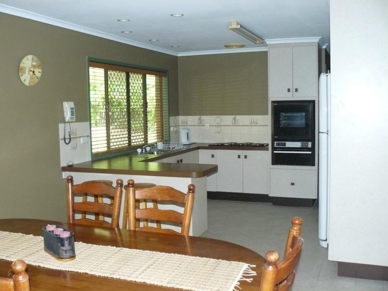 Flinders View QLD 4305