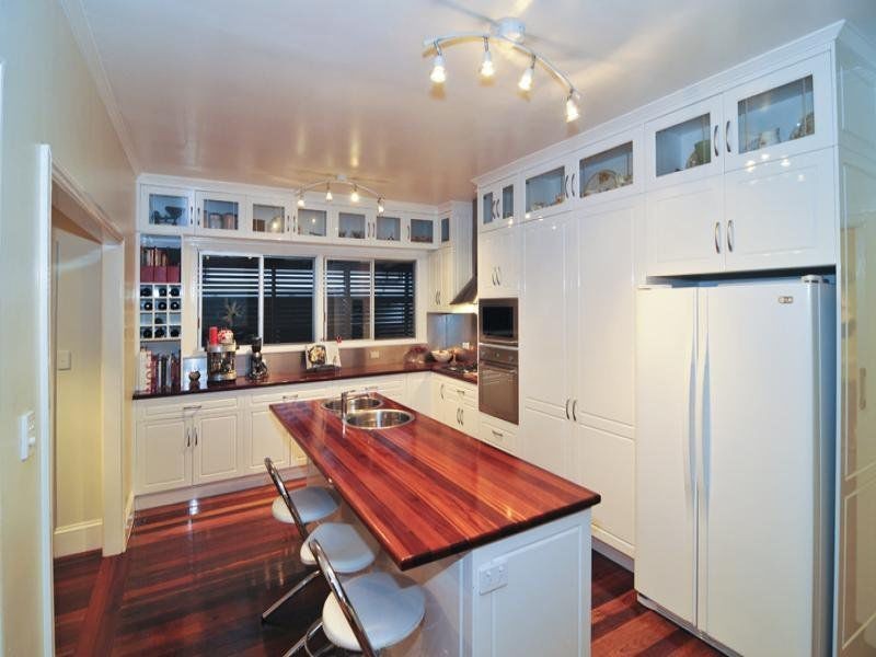 West Ipswich QLD 4305