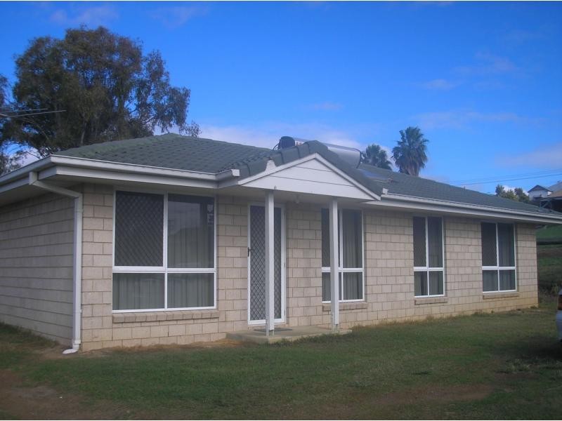 24 John Street, Marburg QLD 4346