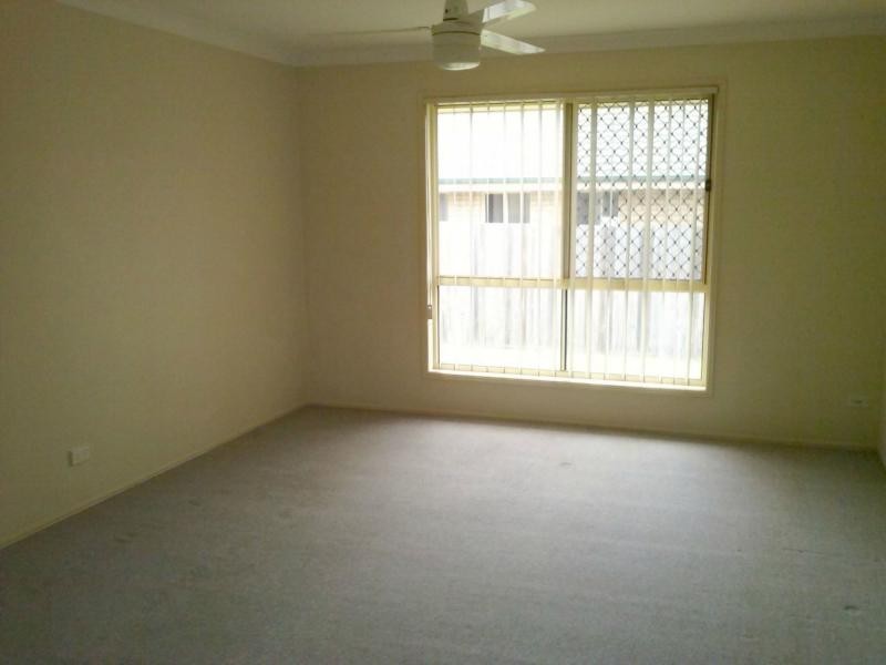 65 Banksia Drive, Raceview QLD 4305
