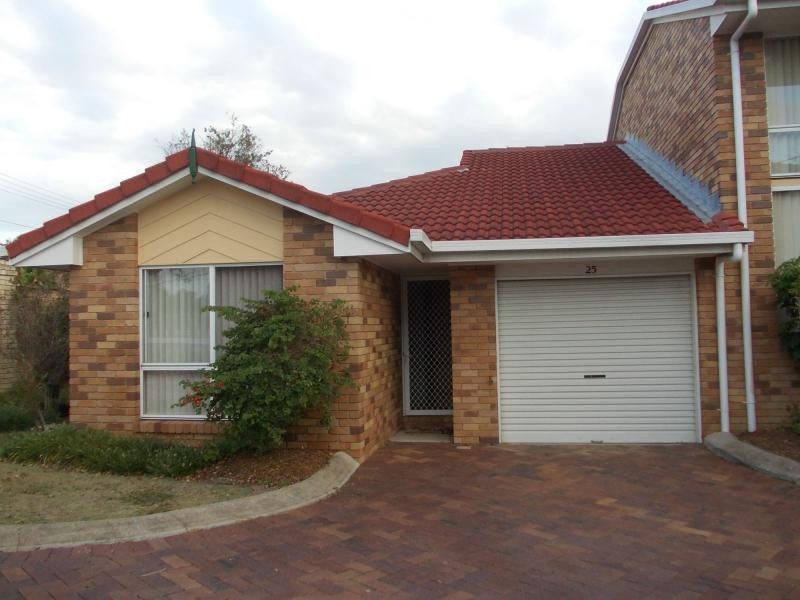 25/11 Newtown Street, East Ipswich QLD 4305