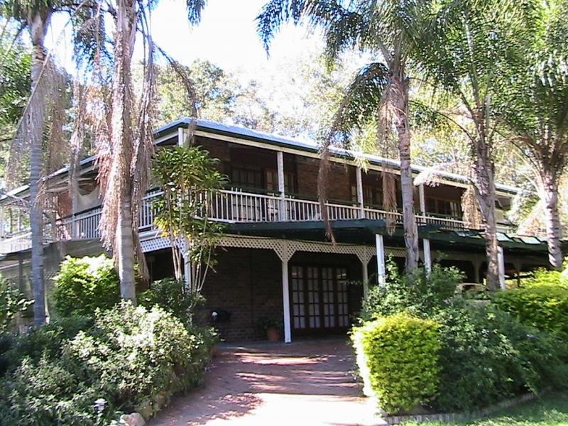 19 Henderson Street, Redbank QLD 4301