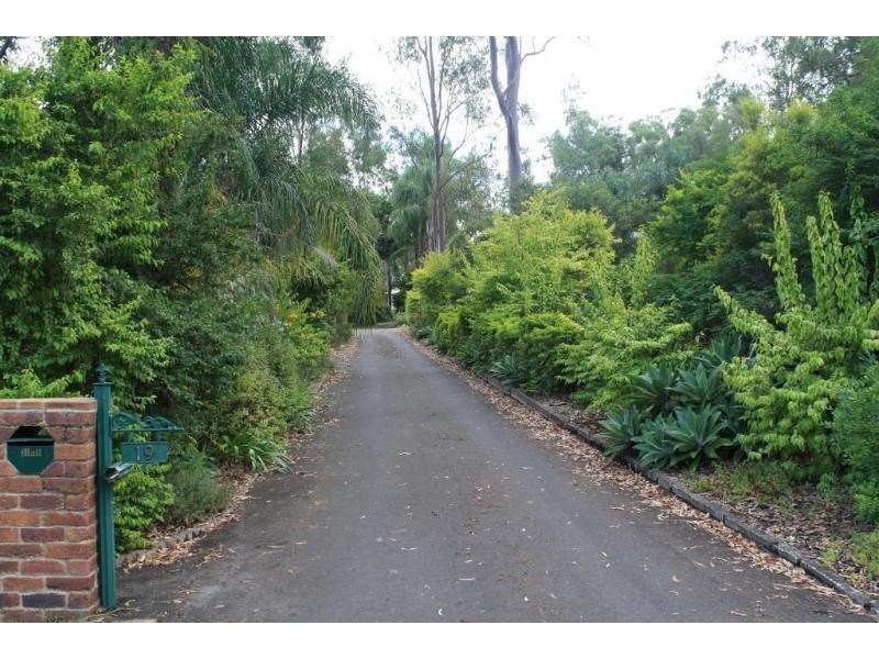 19 Henderson Street, Redbank QLD 4301