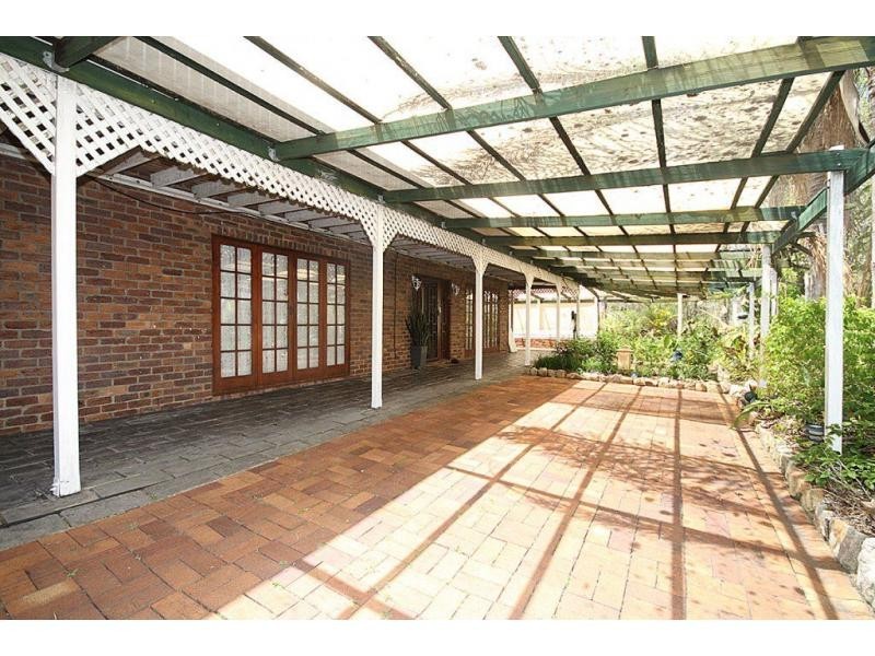19 Henderson Street, Redbank QLD 4301