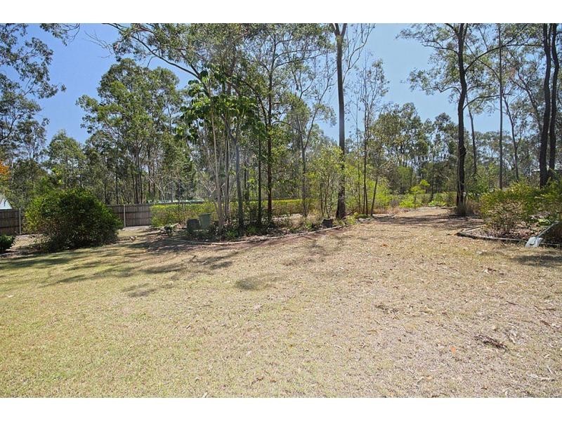 19 Henderson Street, Redbank QLD 4301