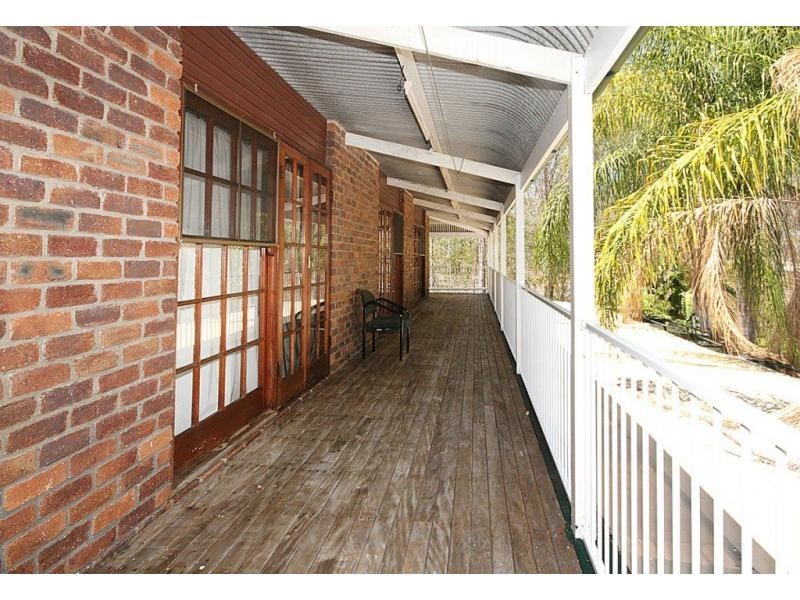 19 Henderson Street, Redbank QLD 4301