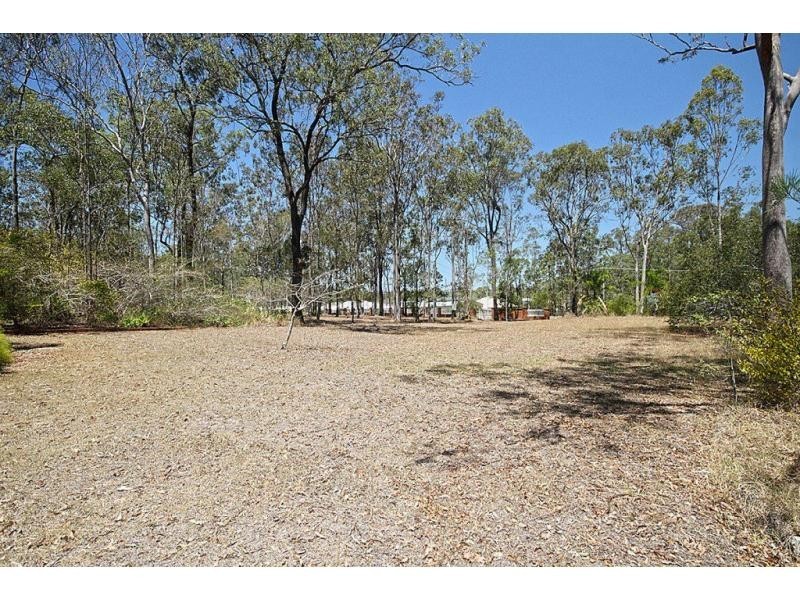 19 Henderson Street, Redbank QLD 4301