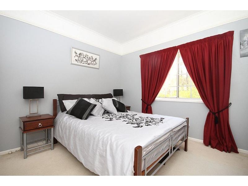 19 Henderson Street, Redbank QLD 4301