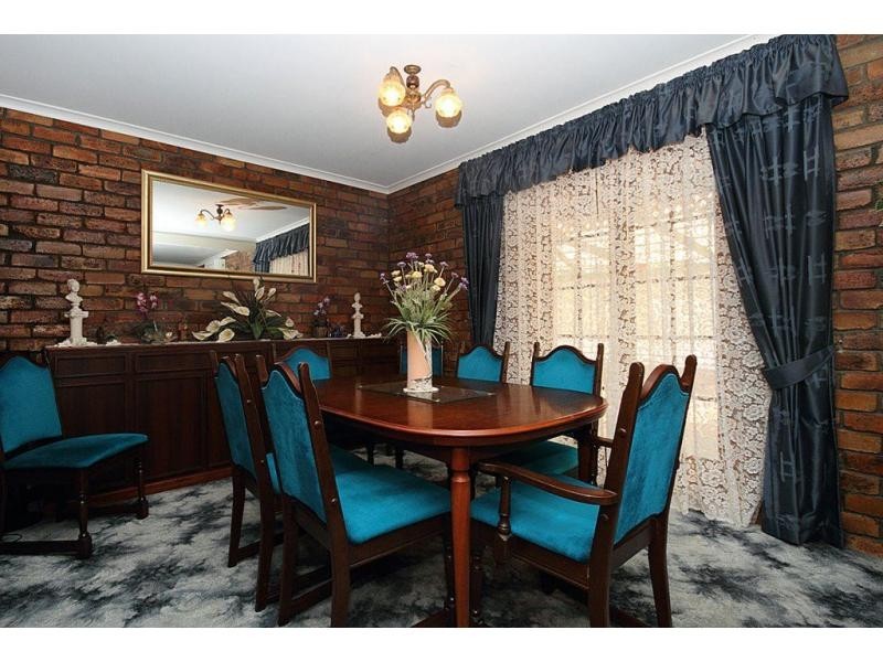 19 Henderson Street, Redbank QLD 4301