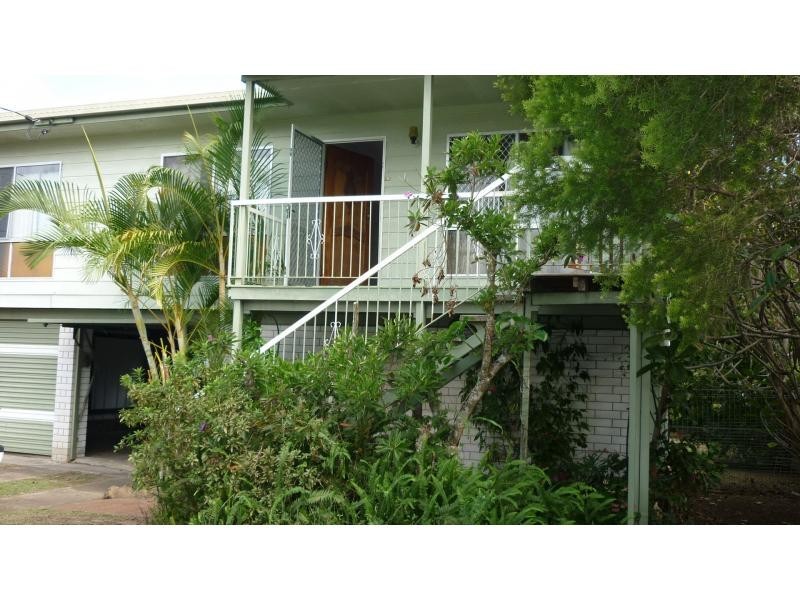 10 Mangonia Street, Raceview QLD 4305