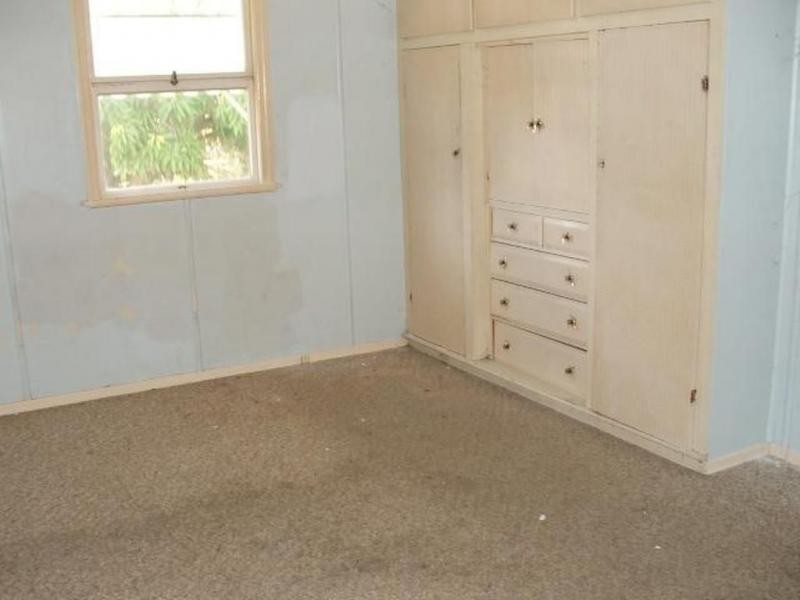 43 Hayes Street, Brassall QLD 4305