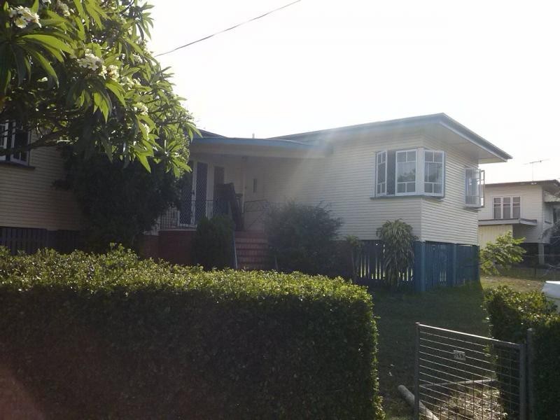 159 Glebe Road, Silkstone QLD 4304
