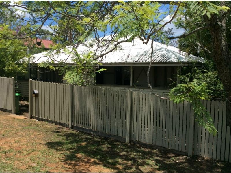 46 Moffatt Street, Ipswich QLD 4305