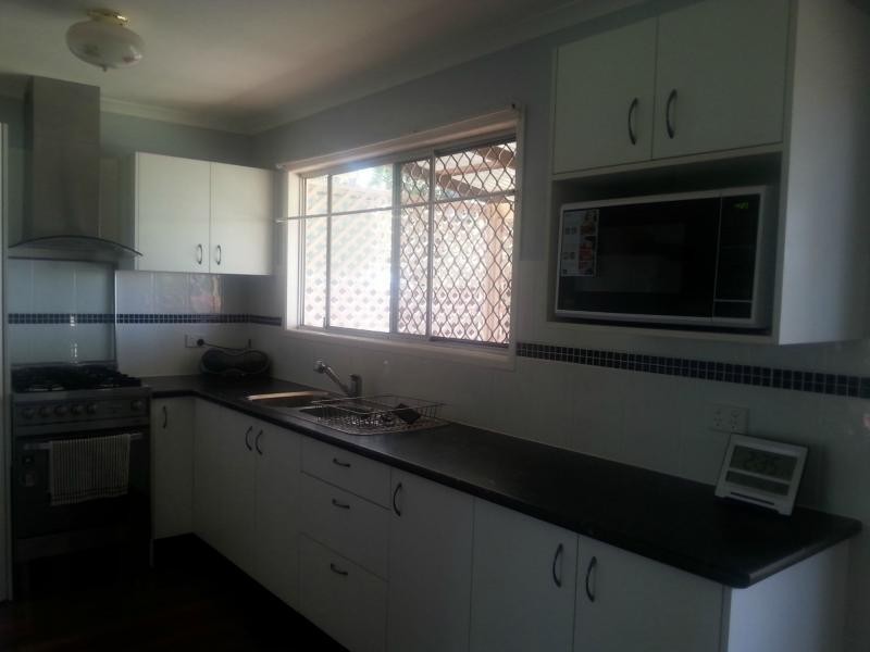 10 Maitland Street, Churchill QLD 4305