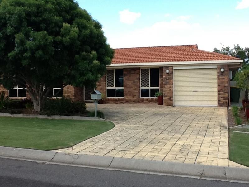 37 Dellvene Crescent, Rosewood QLD 4340