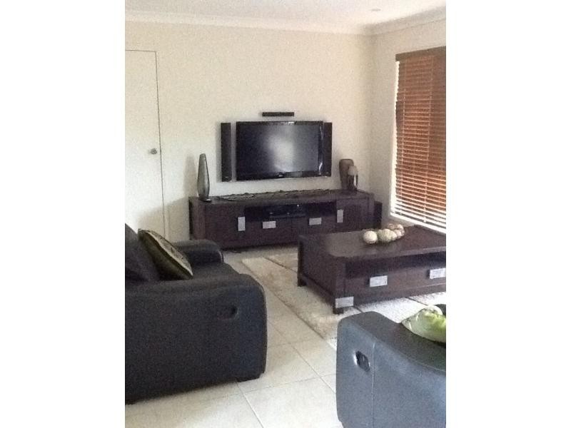 37 Dellvene Crescent, Rosewood QLD 4340