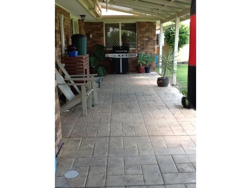 37 Dellvene Crescent, Rosewood QLD 4340