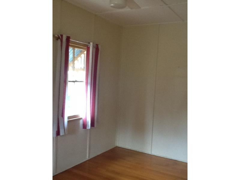 39 Woodend Road, Woodend QLD 4305