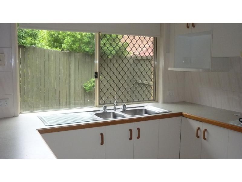 23 John Staines Crescent, North Ipswich QLD 4305