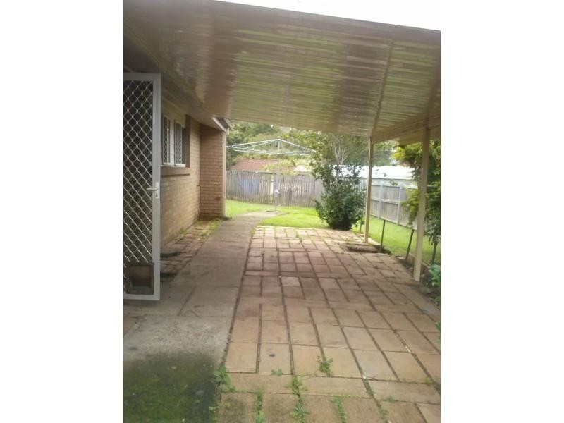 5 Broad Street, Brassall QLD 4305