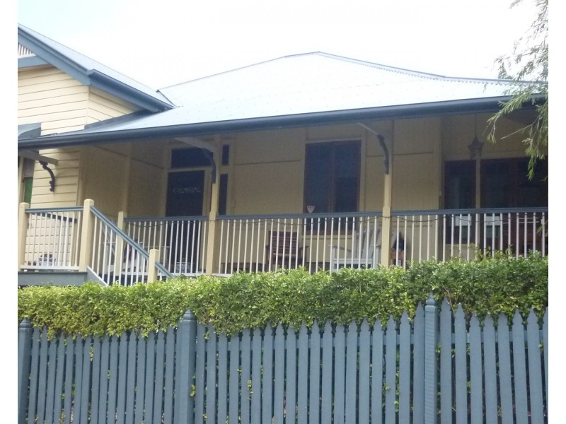 1 Macalister Street, Ipswich QLD 4305