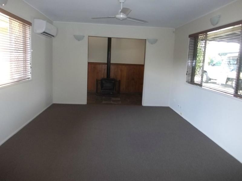 7 Bruce Street, Redbank QLD 4301