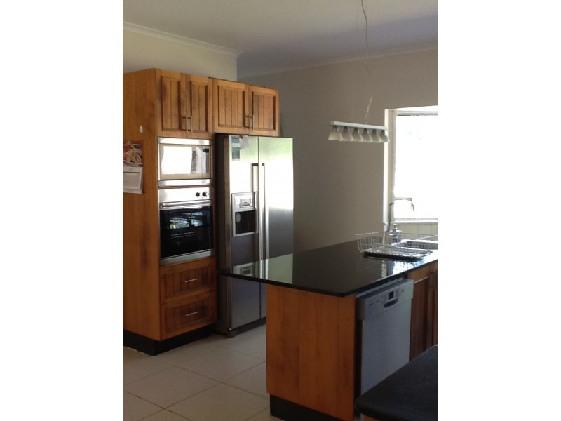 22 Islandview Street, Barellan Point QLD 4306