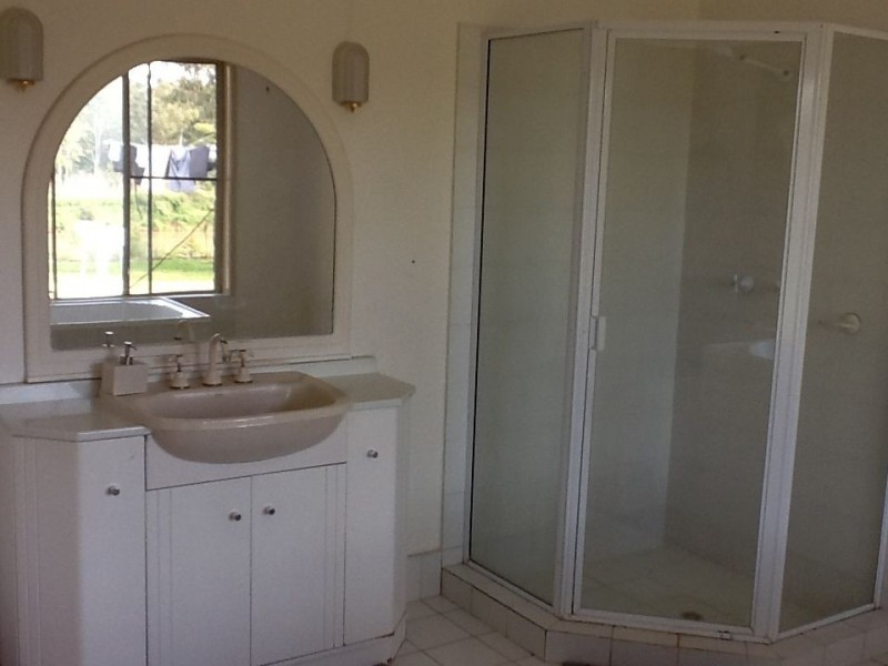 22 Islandview Street, Barellan Point QLD 4306