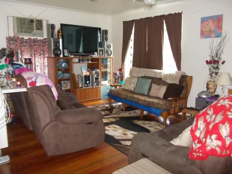 14 Gibbs Street, Riverview QLD 4303