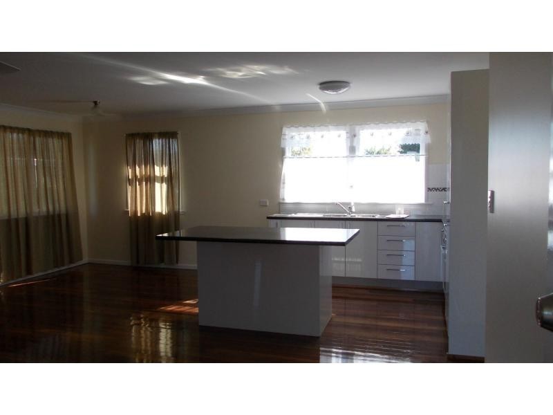 2 Tarcoola Street, East Ipswich QLD 4305