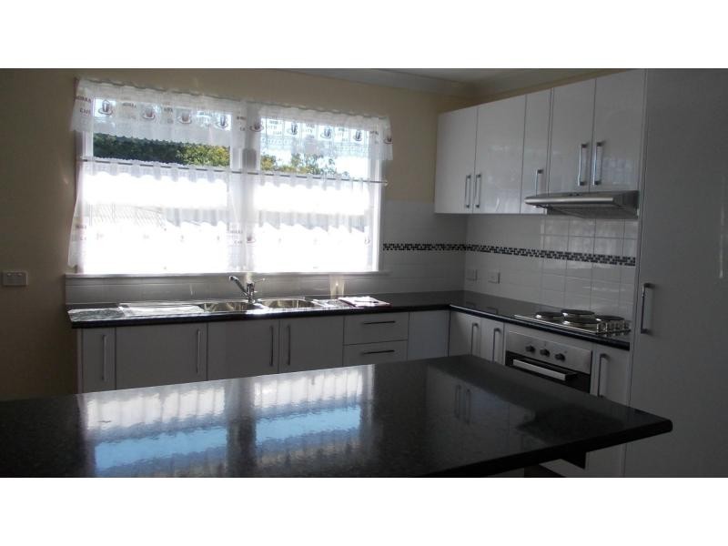 2 Tarcoola Street, East Ipswich QLD 4305