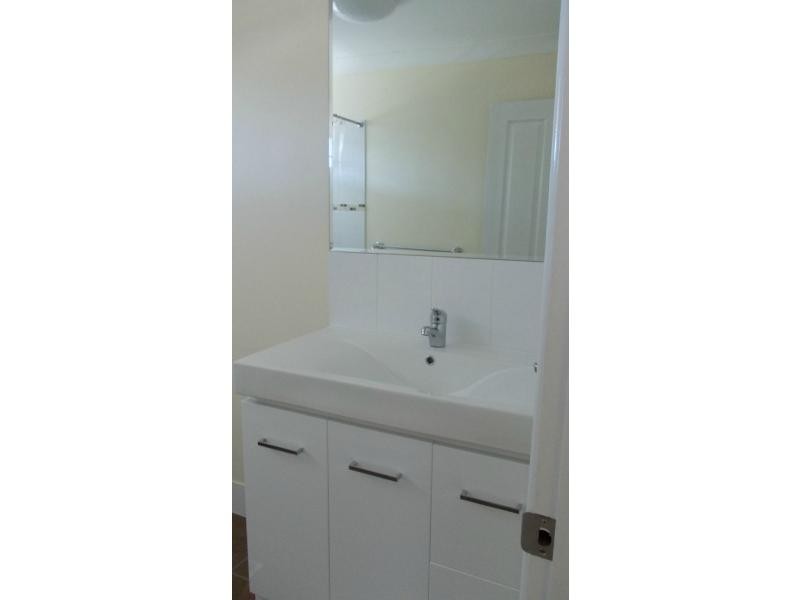 2 Tarcoola Street, East Ipswich QLD 4305