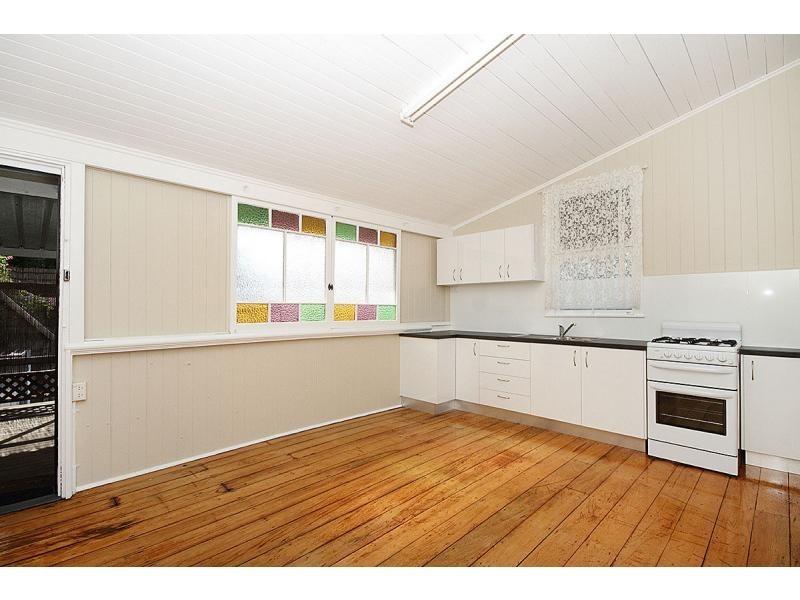 28 Lawrence Street, North Ipswich QLD 4305