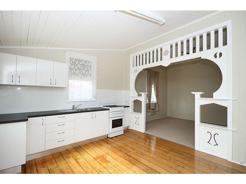 28 Lawrence Street, North Ipswich QLD 4305