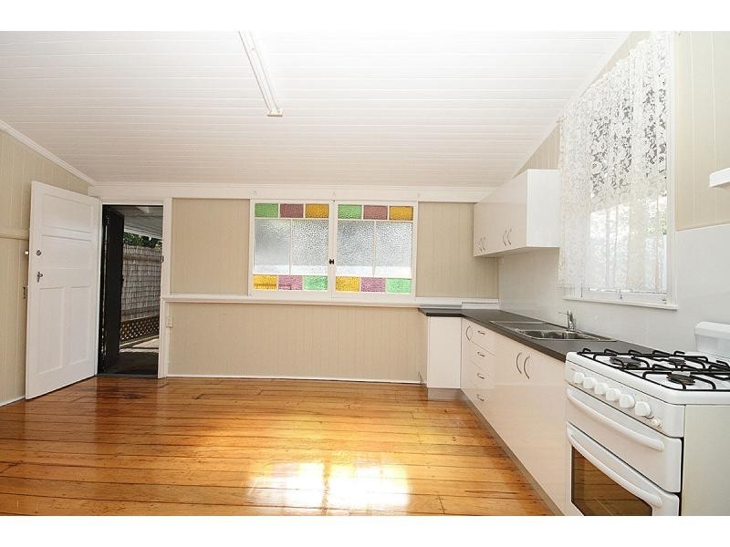 28 Lawrence Street, North Ipswich QLD 4305