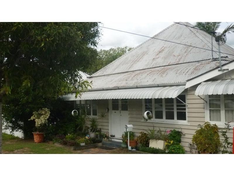 8 Arthur Street, Woodend QLD 4305