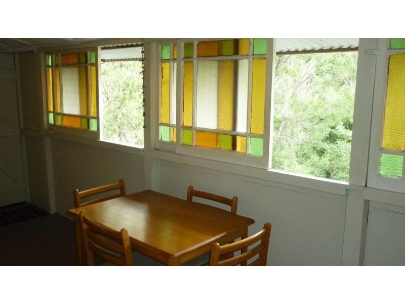 8 Arthur Street, Woodend QLD 4305