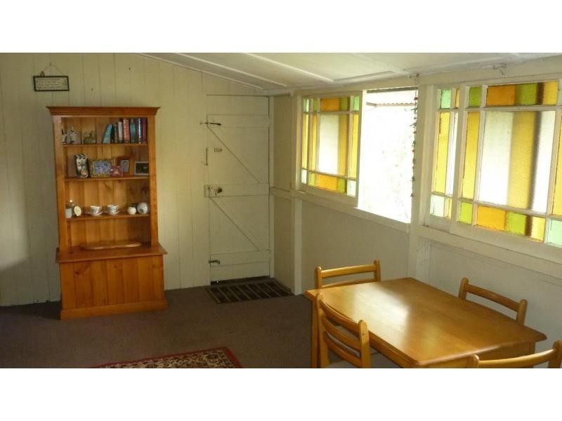 8 Arthur Street, Woodend QLD 4305