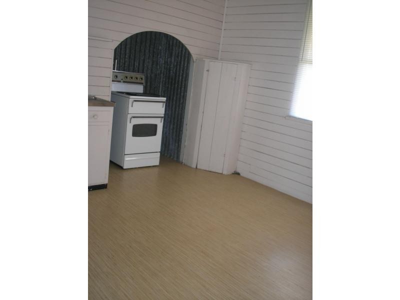12 Siemons Street, One Mile QLD 4305