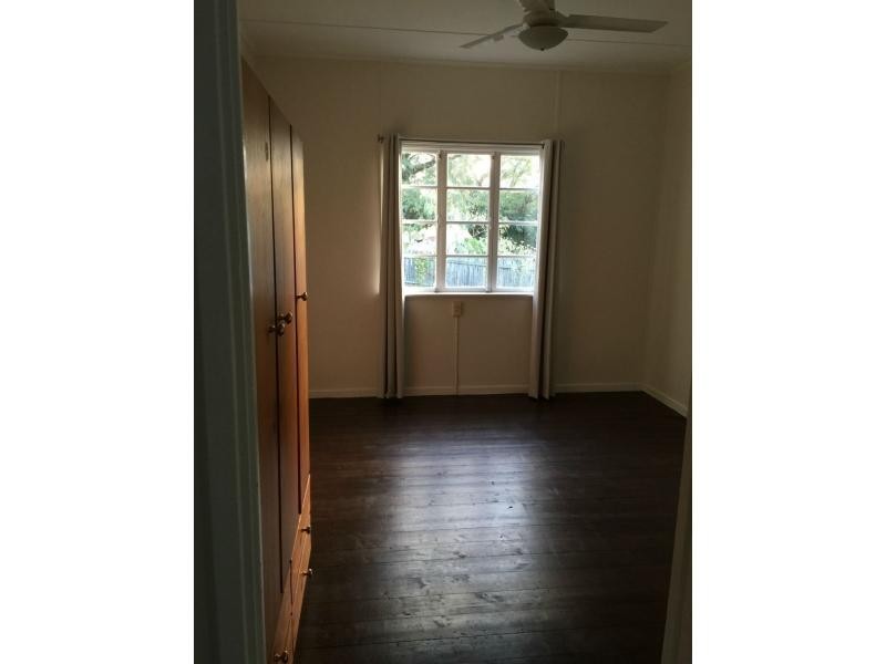 13 Toongarra Road, Leichhardt QLD 4305