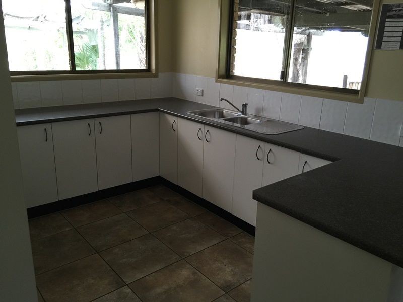 9 Azolla Court, Fernvale QLD 4306