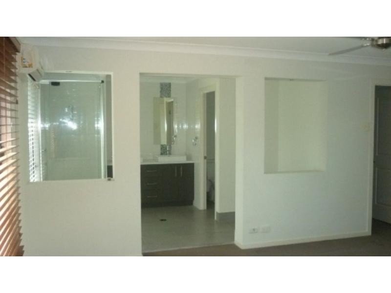 39 Emma Holt Court, Mount Crosby QLD 4306