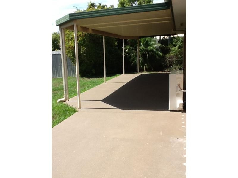 228 Wildey Street, Flinders View QLD 4305