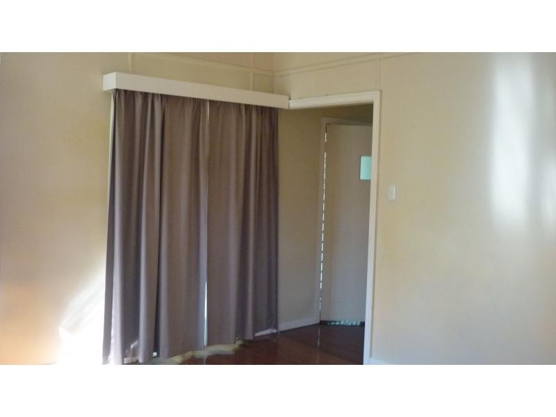 39 Vineyard Street, One Mile QLD 4305
