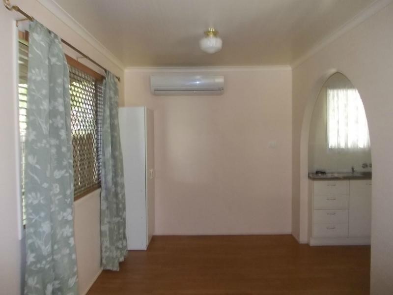 41 Edgar Street, Eastern Heights QLD 4305