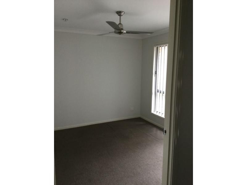 50 Pencarrow Crescent, Raceview QLD 4305